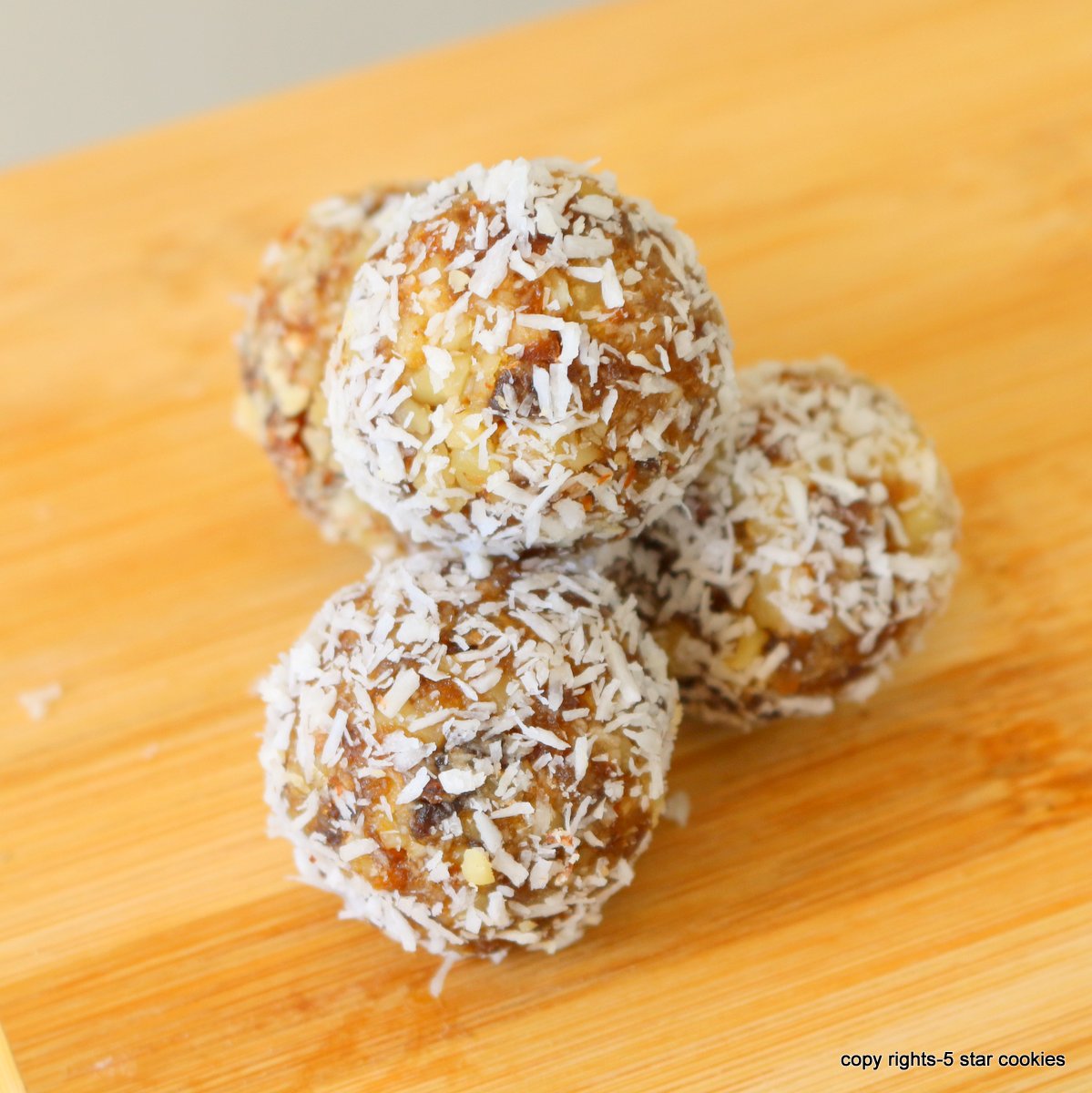 Healthy Energy Apricot Balls in 5 Minutes 5 Star Cookies